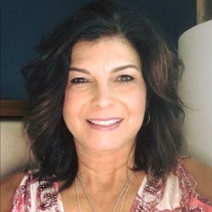 Meet your Posher, Vickie